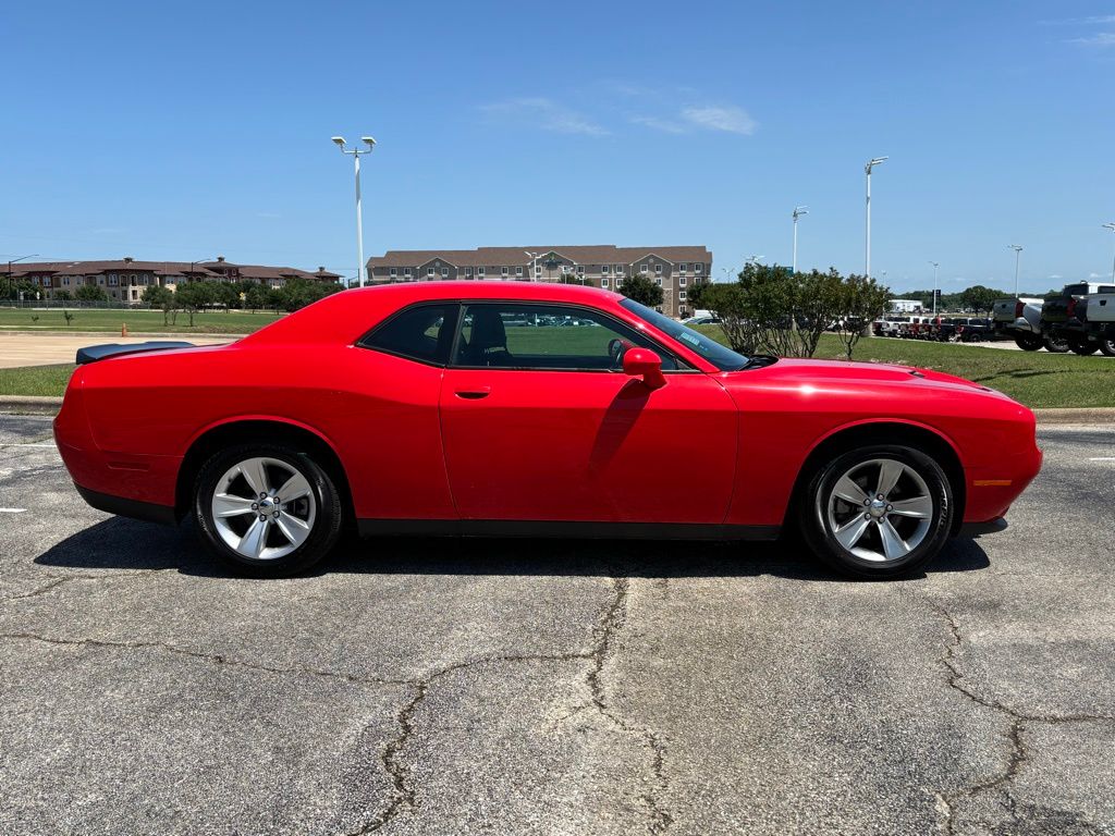 2023 Dodge Challenger SXT photo