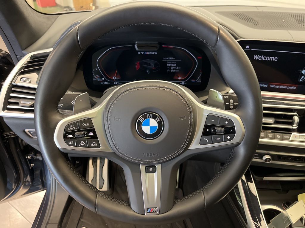 Thumbnail: 2022 BMW X7 - 14