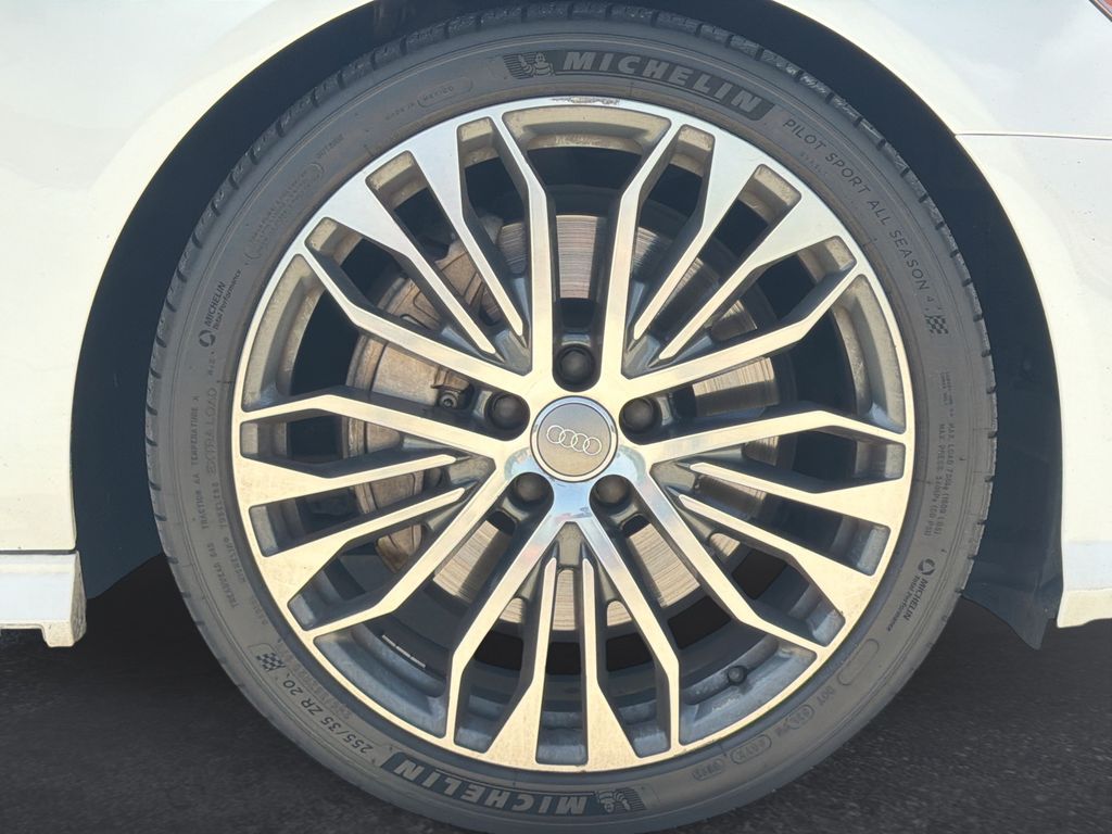 Thumbnail: 2018 Audi A6 - 31