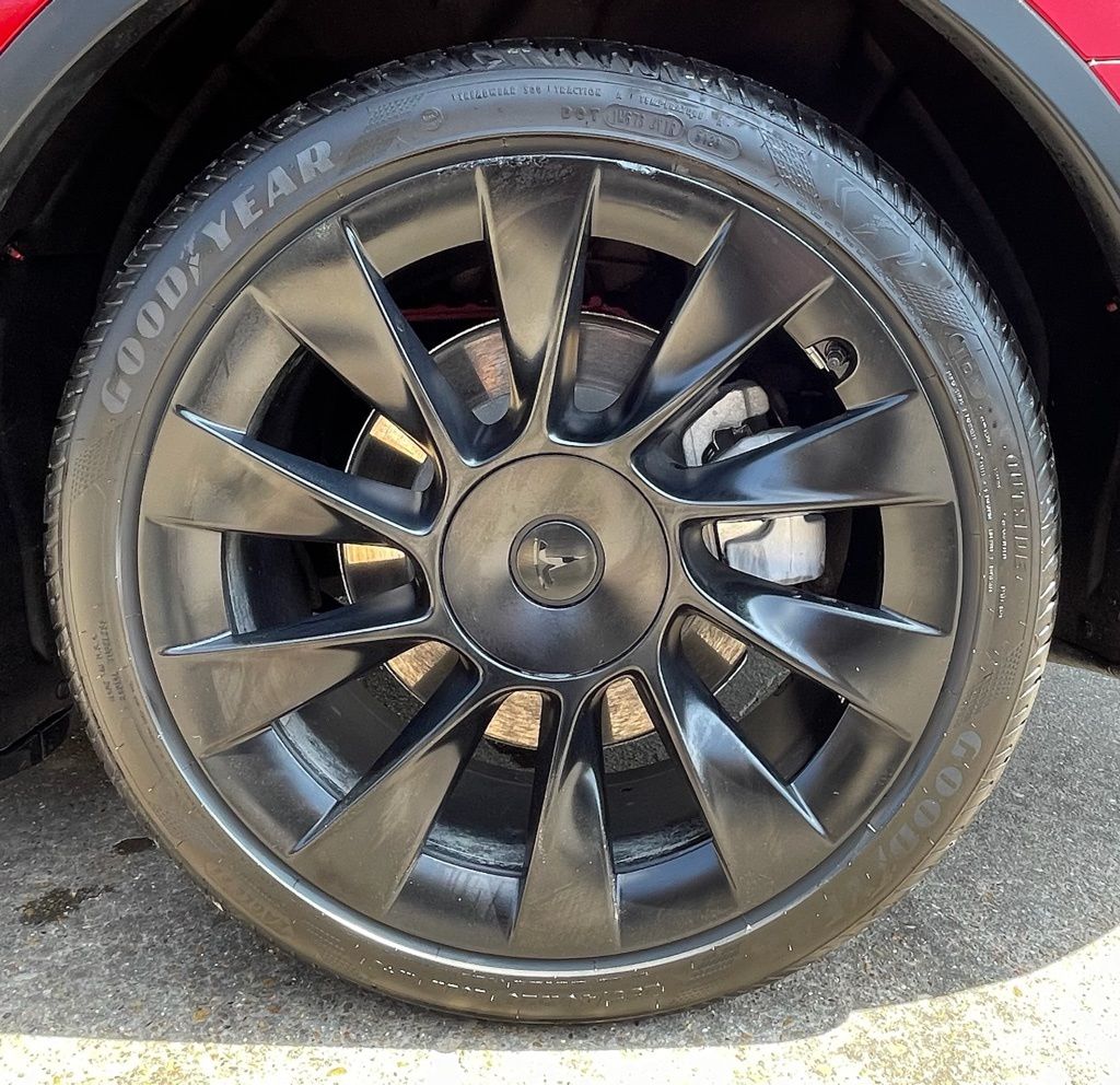 2021 Tesla Model Y Long Range Red at AutoSavvy Houston Northwest