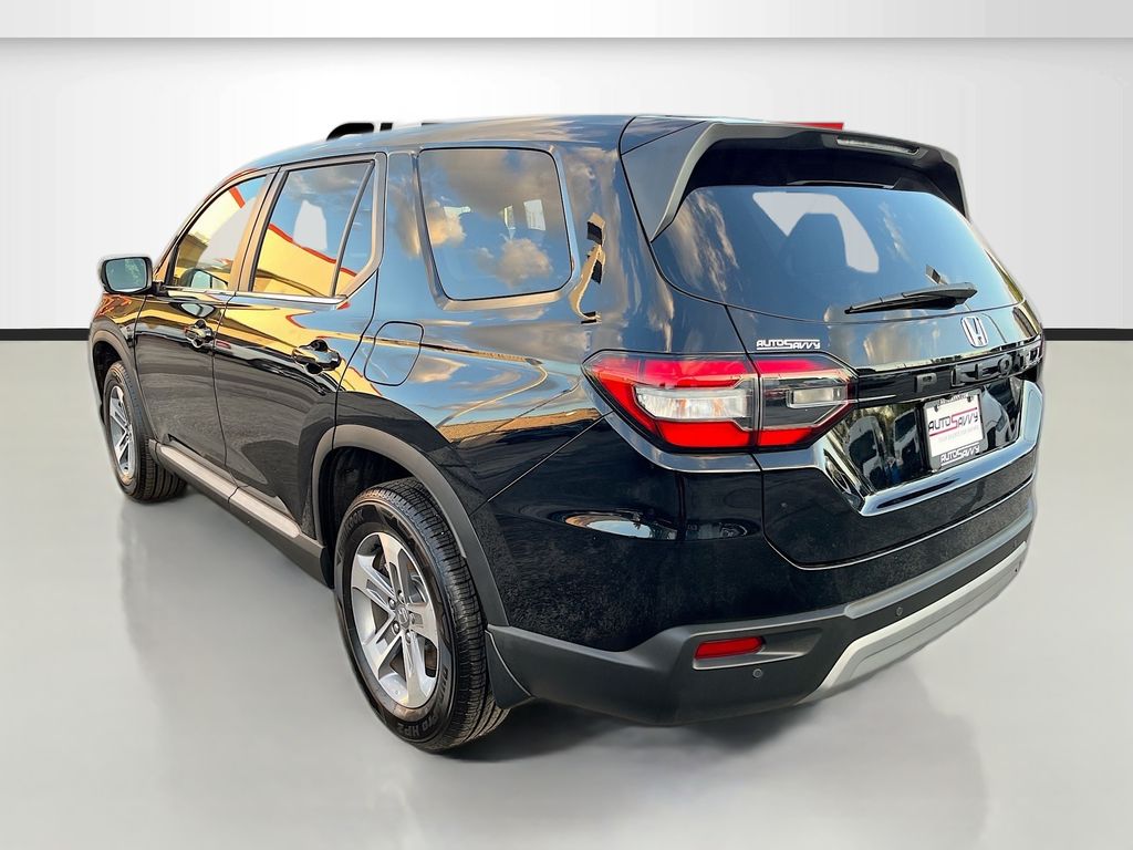 2025 Honda Pilot EX-L - 4