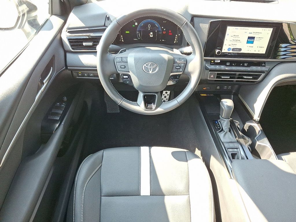 Thumbnail: 2025 Toyota Camry - 11