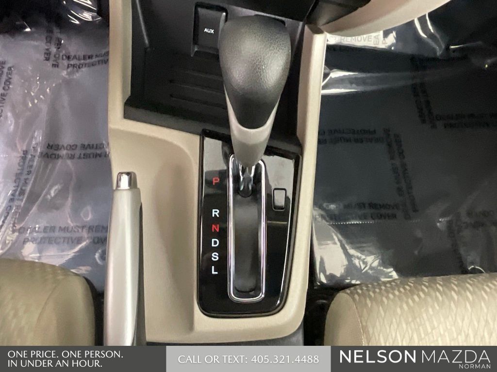 Used 2015 Red Honda LX image 36