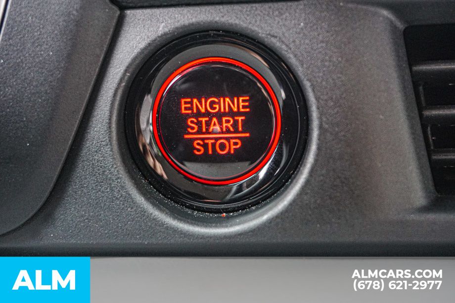 Used 2025 Silver Honda EX-L image 49
