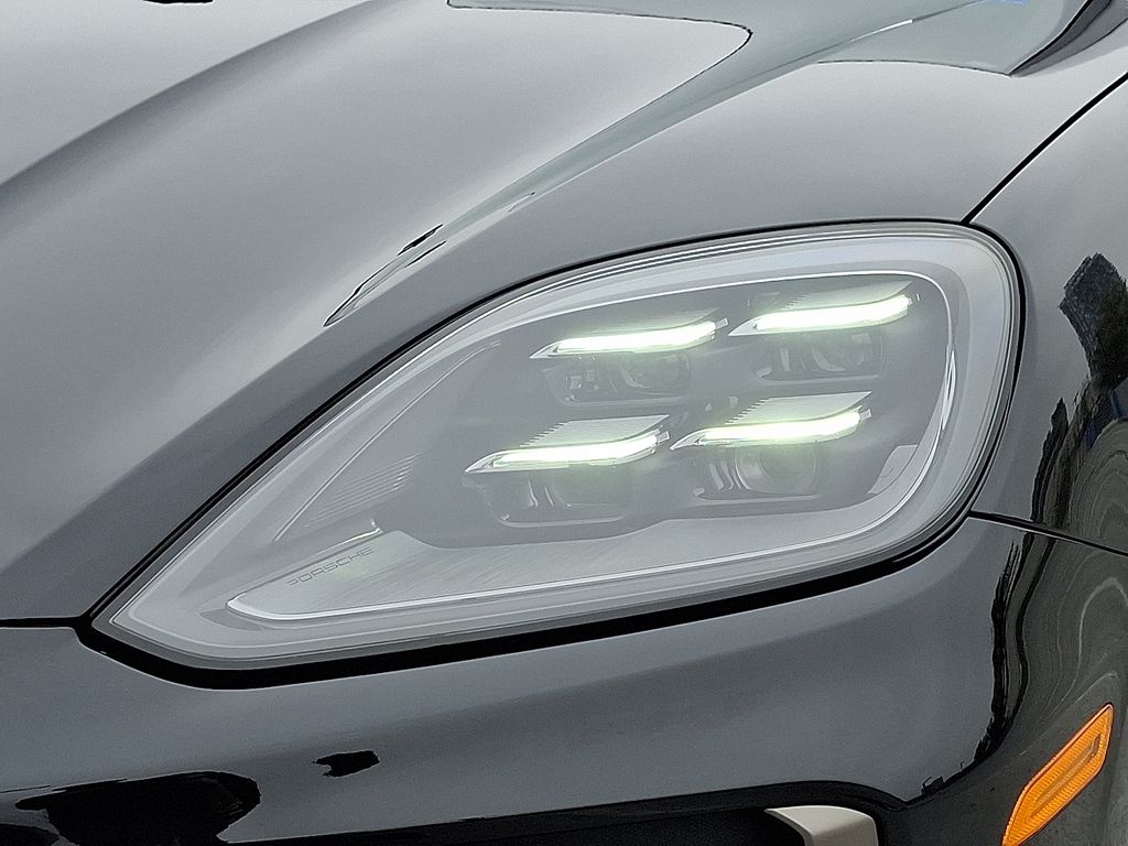 Thumbnail: 2026 Porsche Cayenne - 11