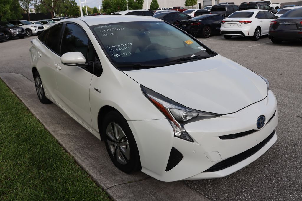2018 Toyota Prius Four 6