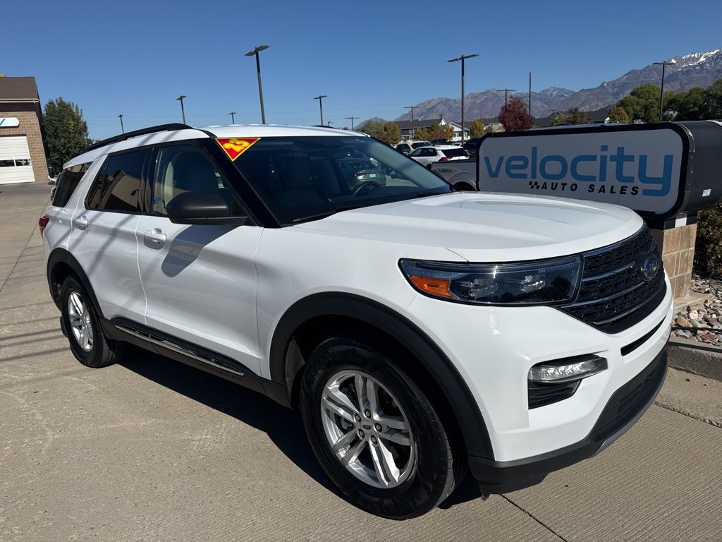 2023 Ford Explorer XLT AWD