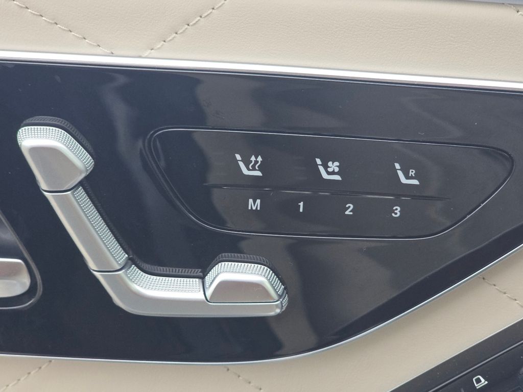 Certified Used 2022 Black Mercedes-Benz S 580 image 6