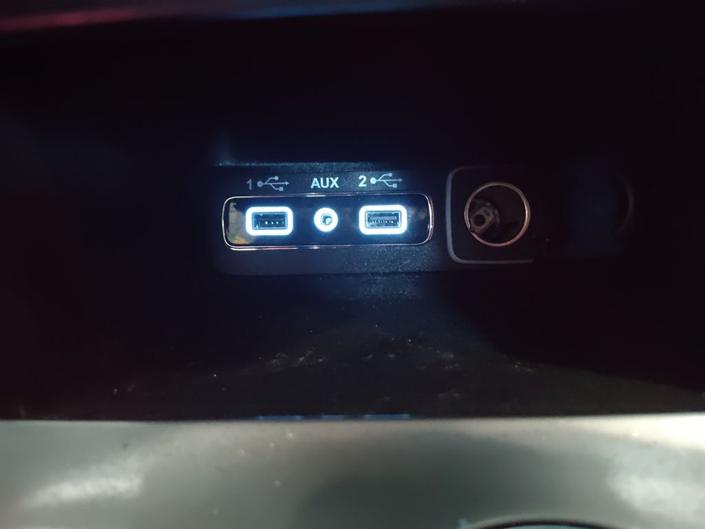 Used Car 2021 Jeep Grand Cherokee  Limited For Sale In Austin, Texas