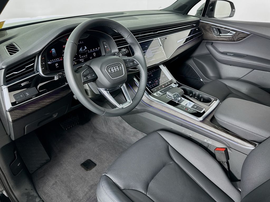 2023 Audi Q7 Premium Plus 9