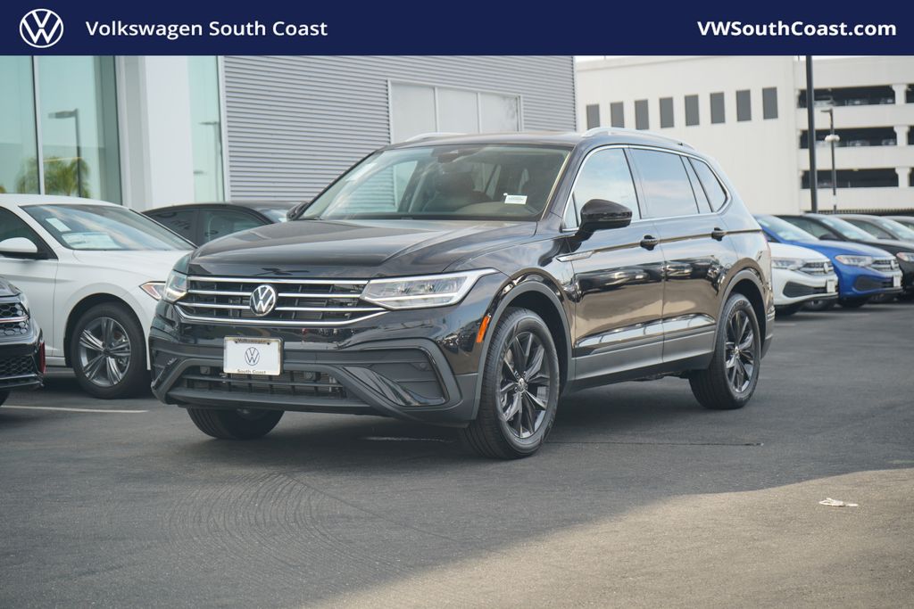 2024 Volkswagen Tiguan 2.0T SE 1