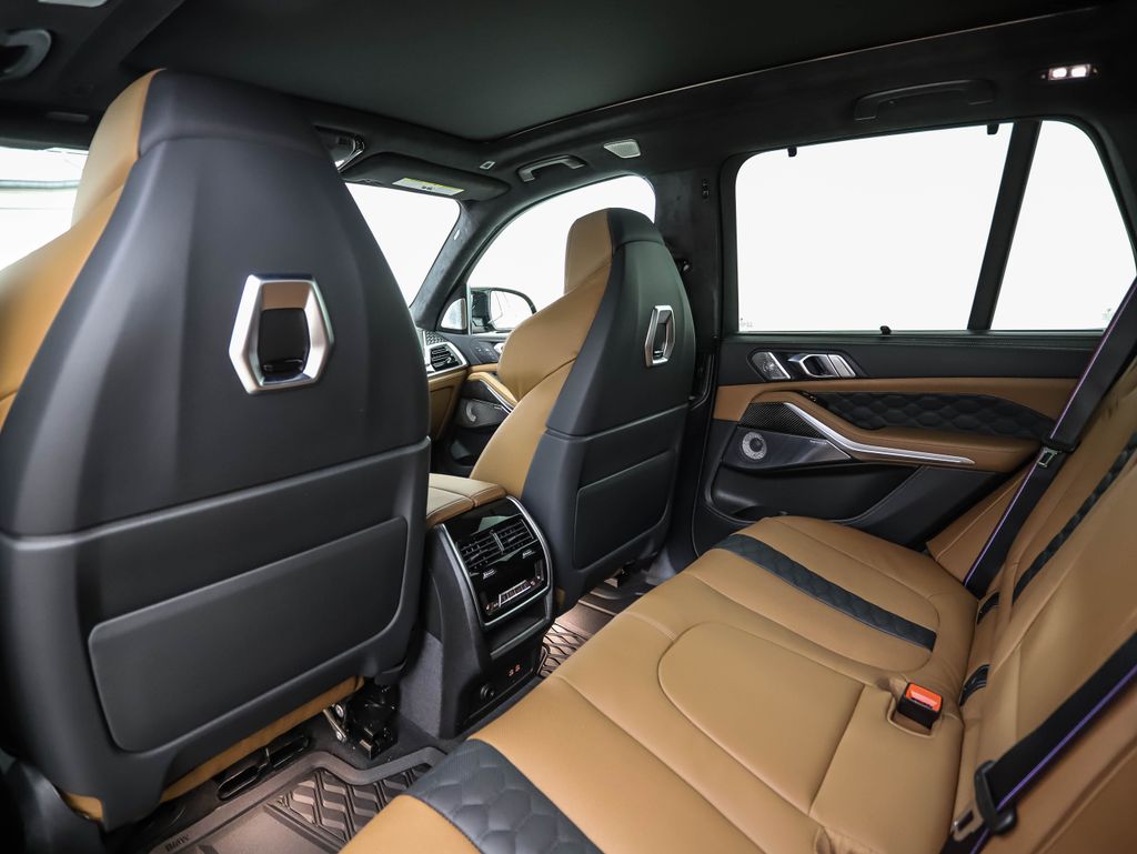 Thumbnail: 2026 BMW X5 - 21