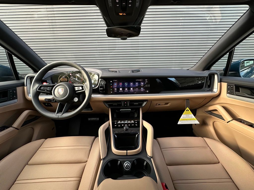 Thumbnail: 2026 Porsche Cayenne - 6