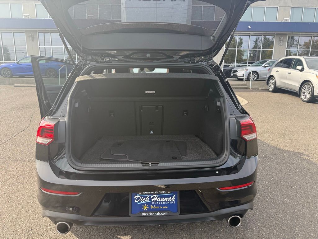 2022 Volkswagen Golf GTI 2.0T SE
