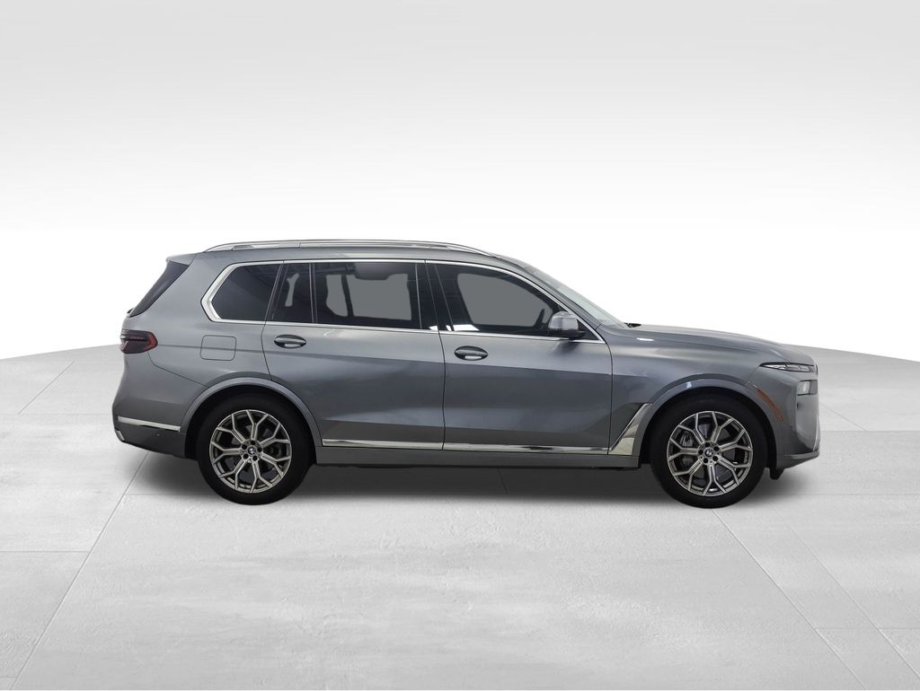 Thumbnail: 2025 BMW X7 - 6