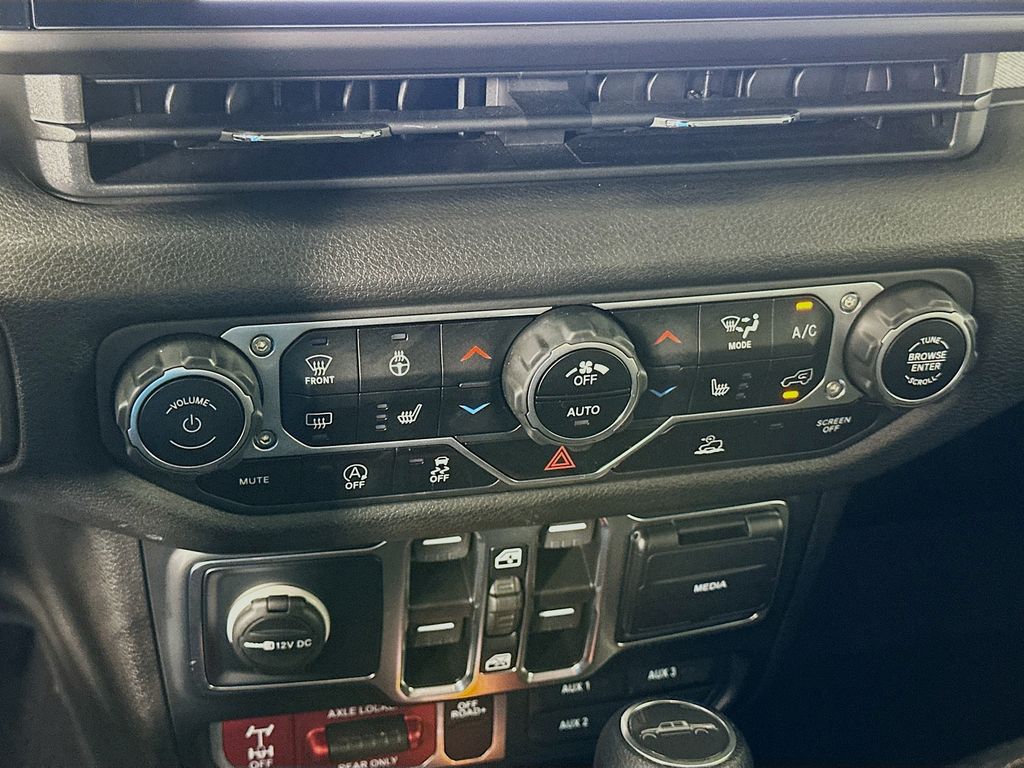 Thumbnail: 2024 Jeep Gladiator - 15