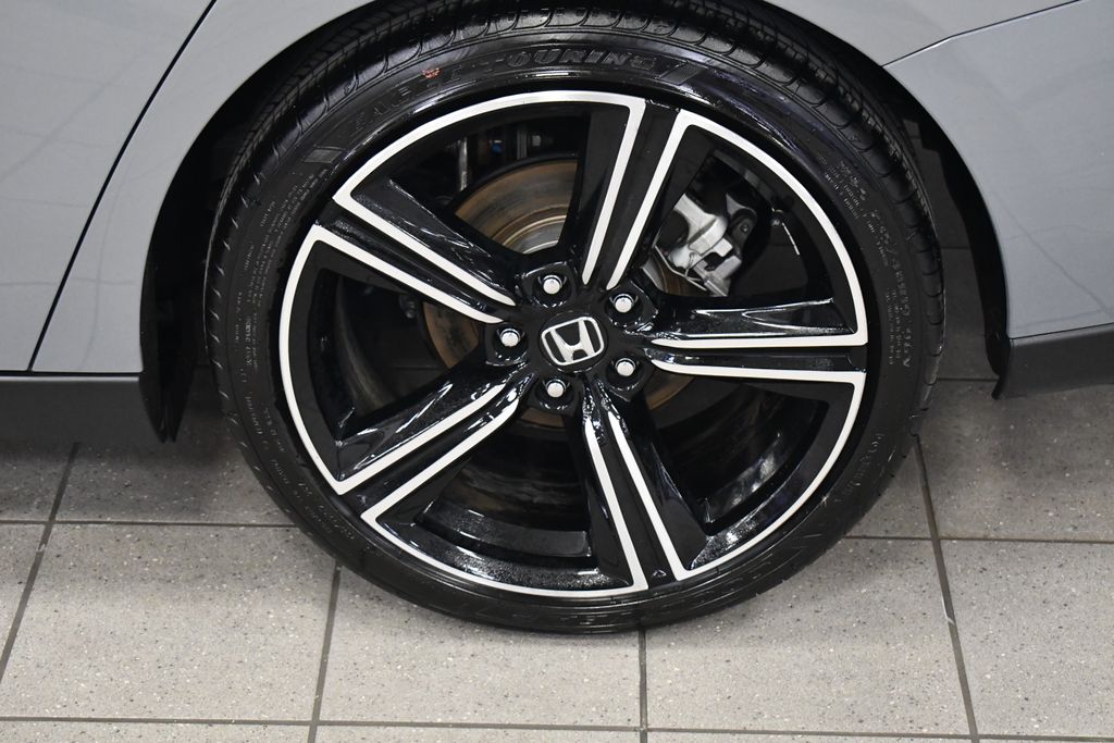 Thumbnail: 2025 Honda Accord - 13