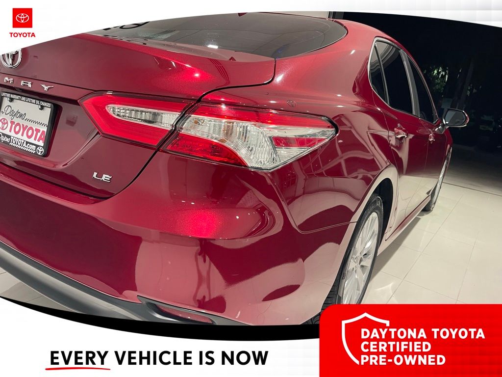 2020 Toyota Camry LE - Photo 9