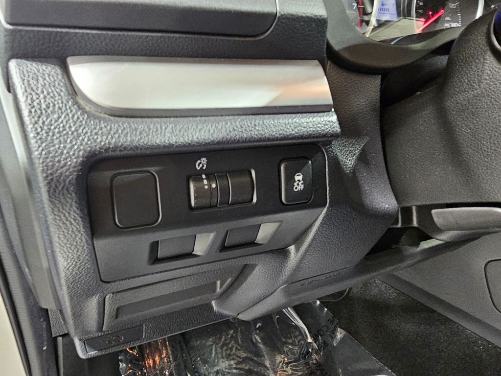 Used 2015 Brown Subaru 2.5i Premium image 23