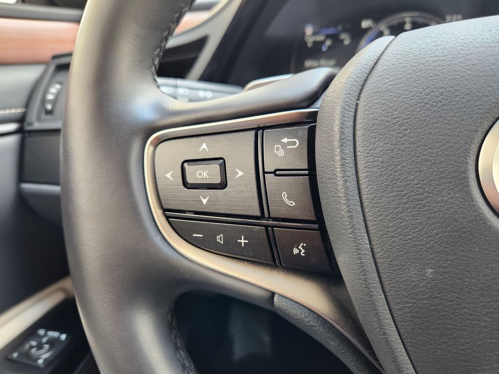 2025 Lexus ES 350  at Westside Lexus