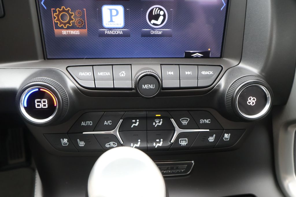 Thumbnail: 2014 Chevrolet Corvette - 20