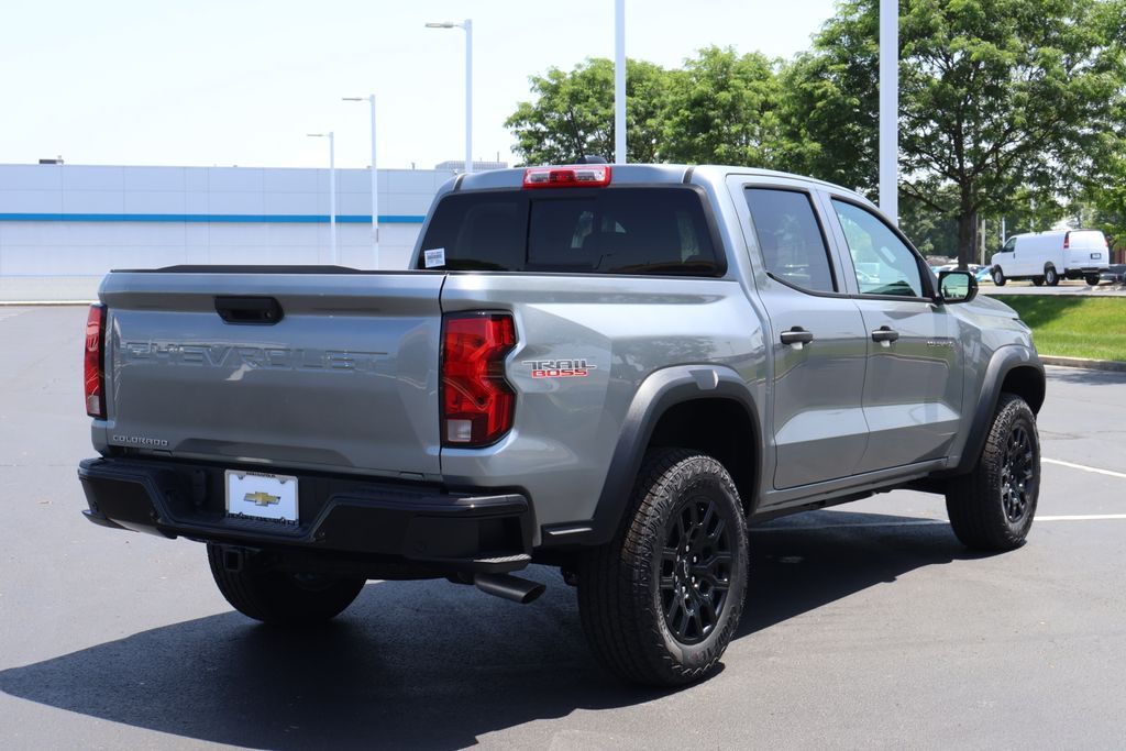 Thumbnail: 2026 Chevrolet Colorado - 8