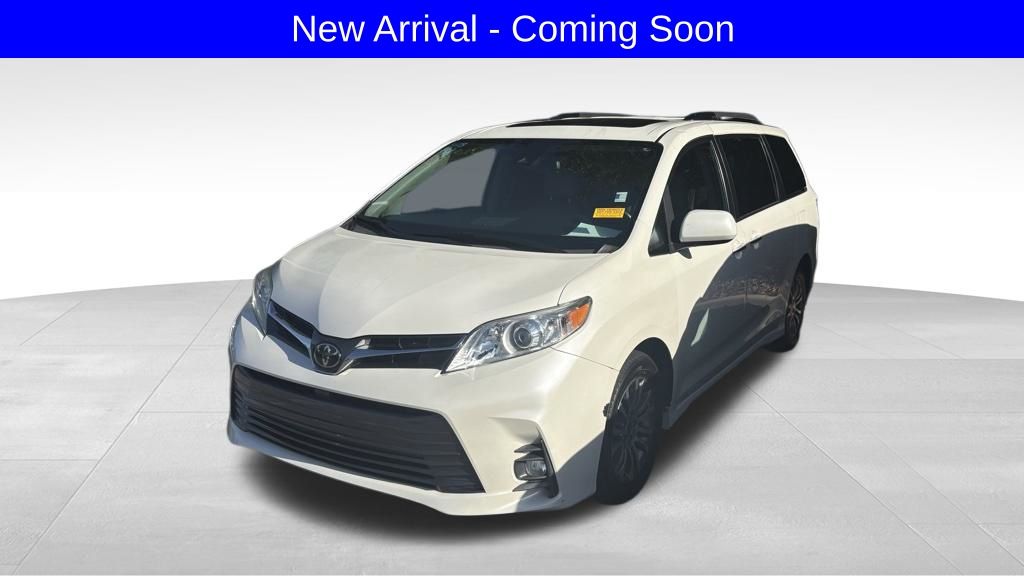 White (Blizzard Pearl) 2020 Toyota Sienna XLE Premium 8-Passenger FWD Minivan Front-Wheel Drive 8-Speed Automatic