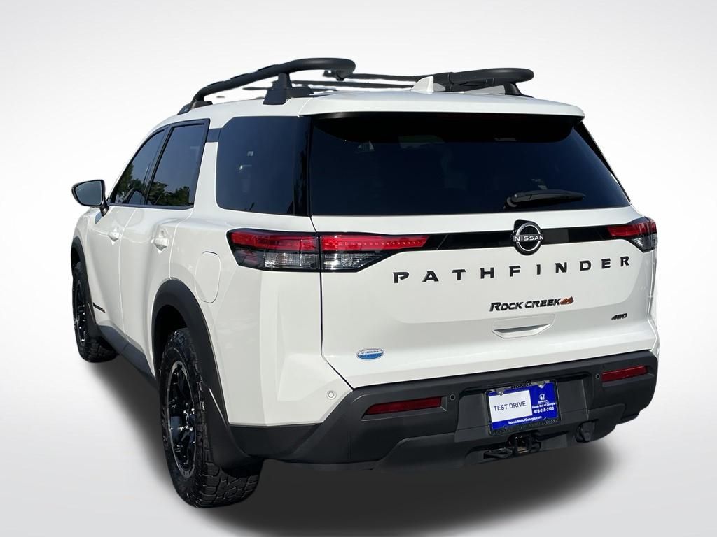 Thumbnail: 2025 Nissan Pathfinder - 4
