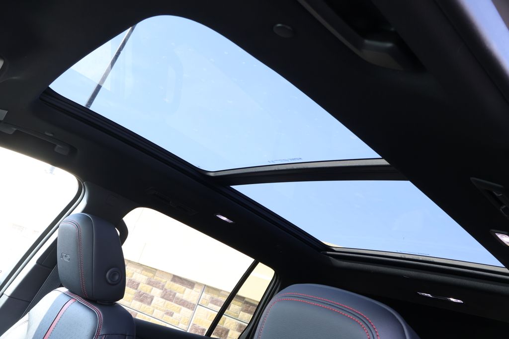 Thumbnail: 2026 Chevrolet Traverse - 16