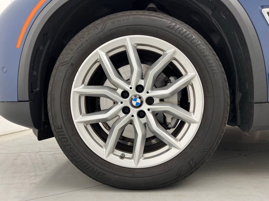 Thumbnail: 2023 BMW X5 - 23