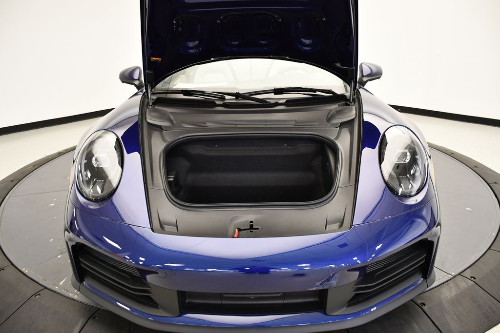Thumbnail: 2026 Porsche 911 - 20