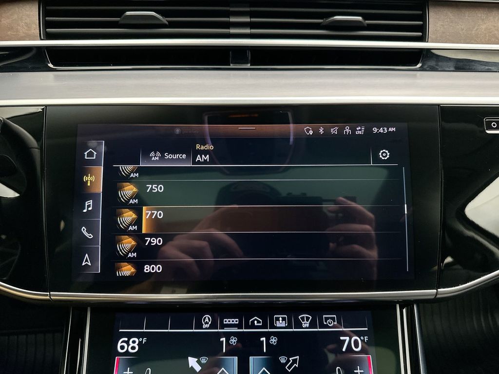 Thumbnail: 2022 Audi A8 - 15