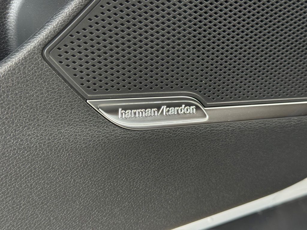 2027 Kia Sportage Hybrid SX-Prestige Gray at Community Kia