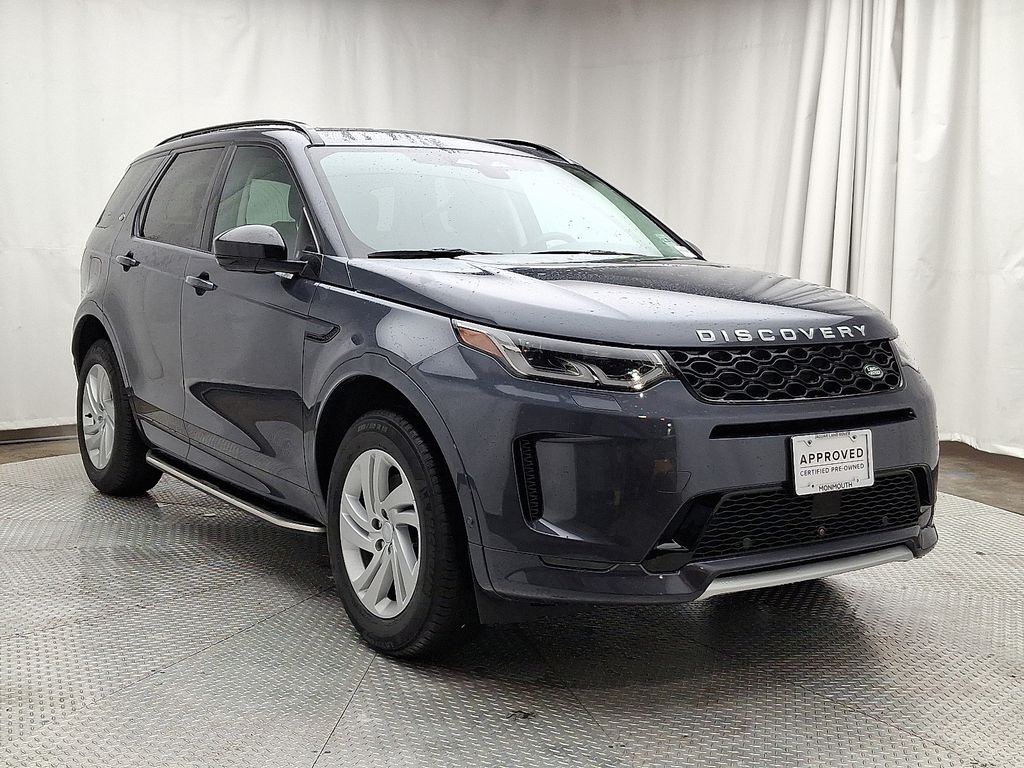 Thumbnail: 2025 Land Rover Discovery Sport - 3