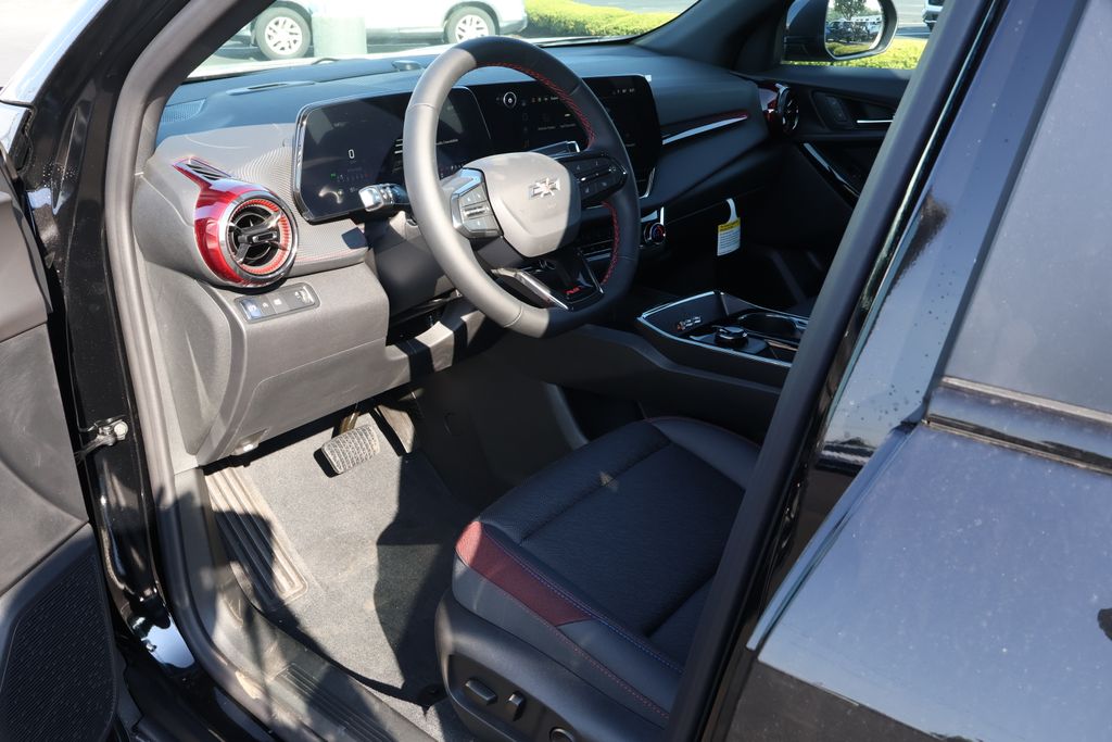Thumbnail: 2026 Chevrolet Equinox - 13
