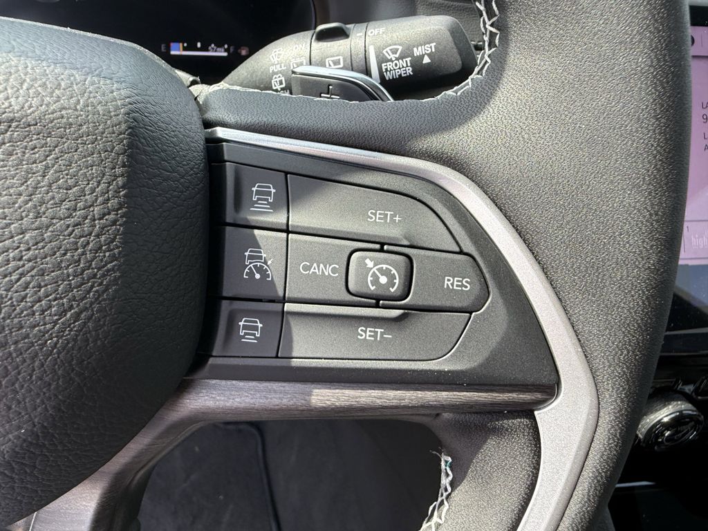 2025 Jeep Grand Cherokee Limited Black at DeMontrond Gulf Freeway