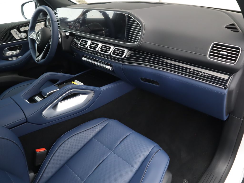Thumbnail: 2026 Mercedes-Benz GLE - 19