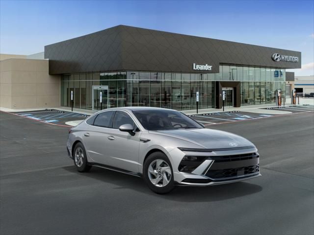 2025 Hyundai Sonata SE 2