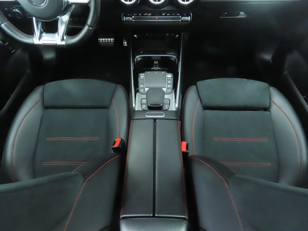 2021 Mercedes-Benz GLB 35 AMG 16