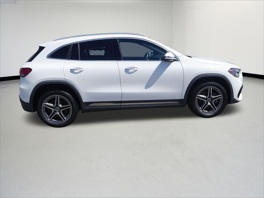 Thumbnail: 2023 Mercedes-Benz GLA - 6