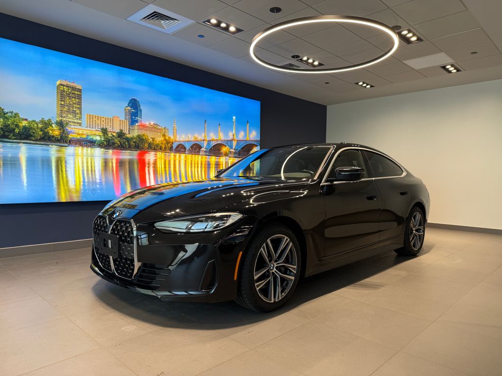 Jet Black 2022 BMW 4 Series Coupe Rear-Wheel Drive 8-Speed Automatic