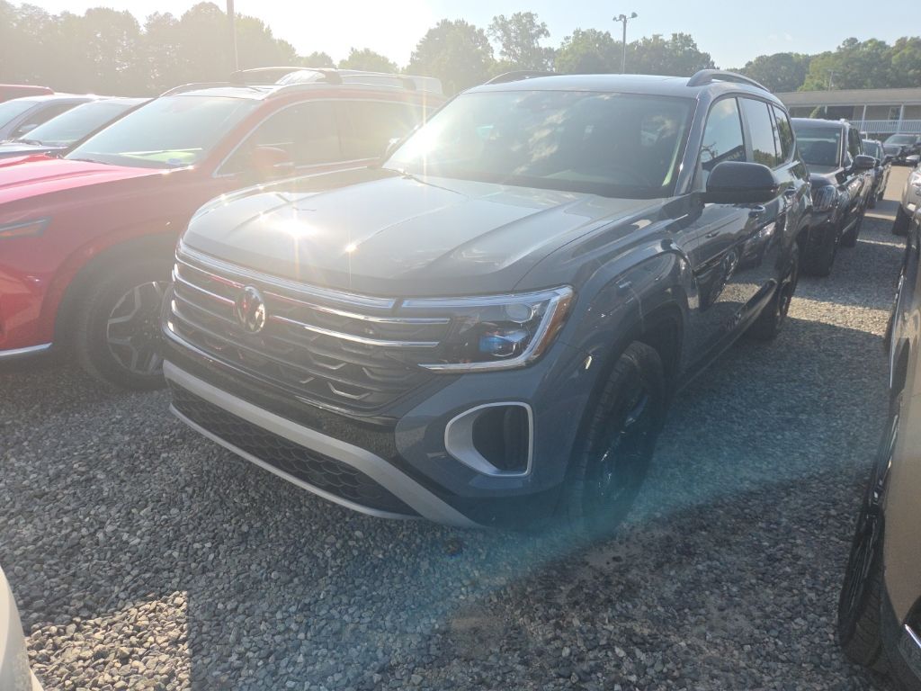 2025 Volkswagen Atlas 2.0T Atlas Peak Edition 4MOTION's photo