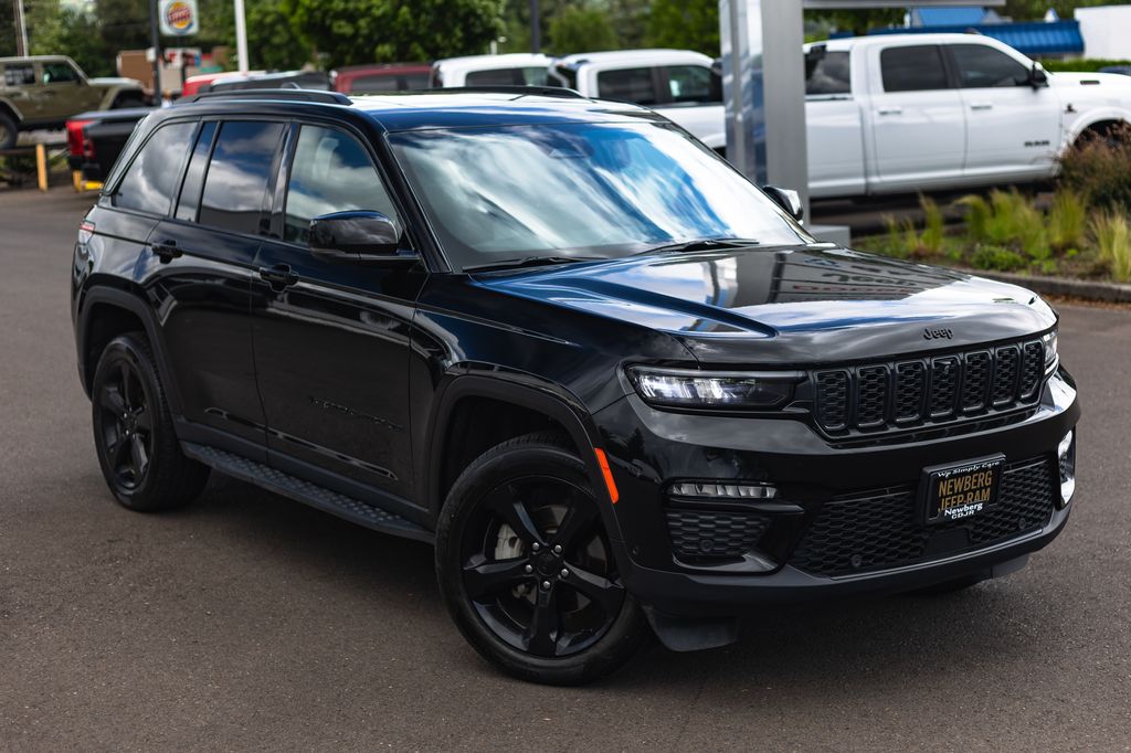 2024 Jeep Grand Cherokee Limited thumbnail 2