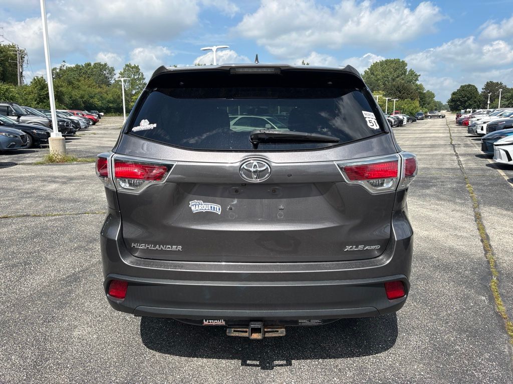 Used 2016 Toyota Highlander SUV