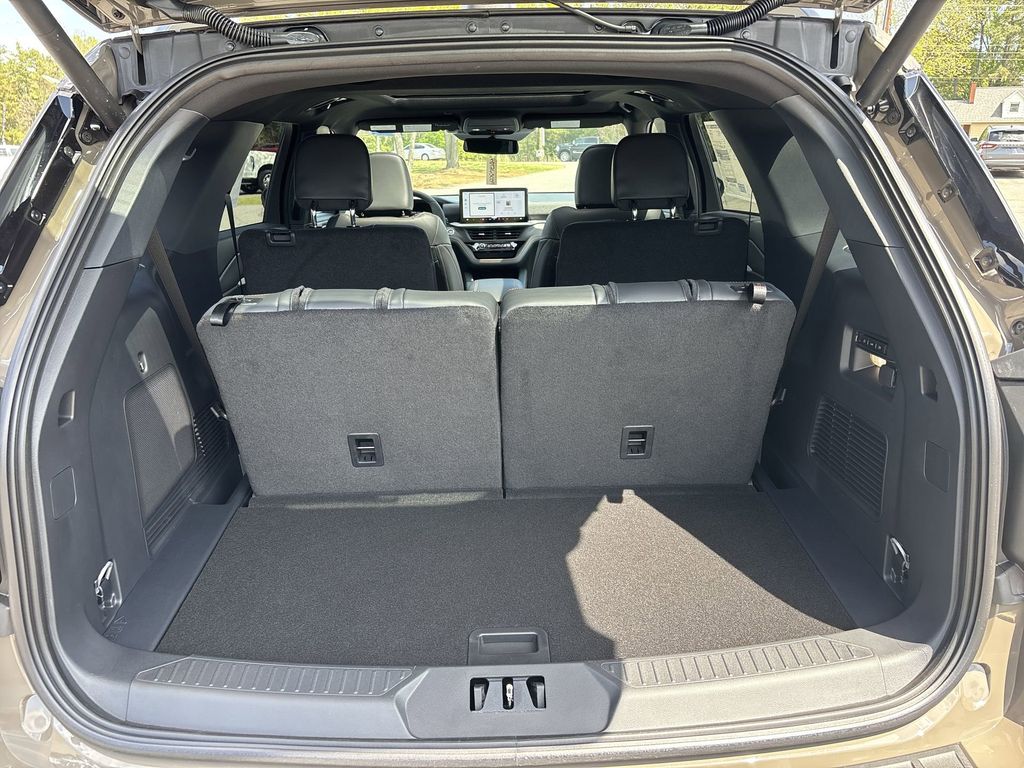 New 2026 Marsh Gray Ford Tremor® image 21