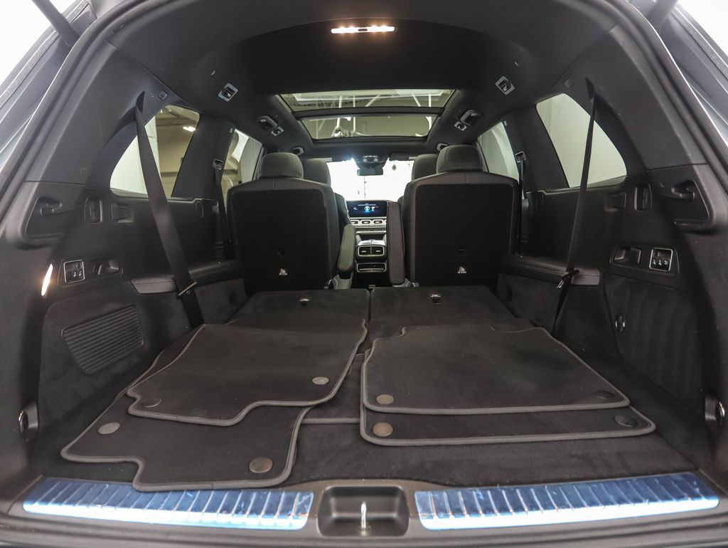 Thumbnail: 2021 Mercedes-Benz GLS - 24