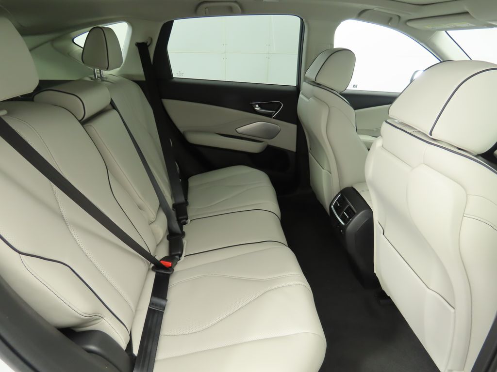 Thumbnail: 2026 Acura RDX - 22