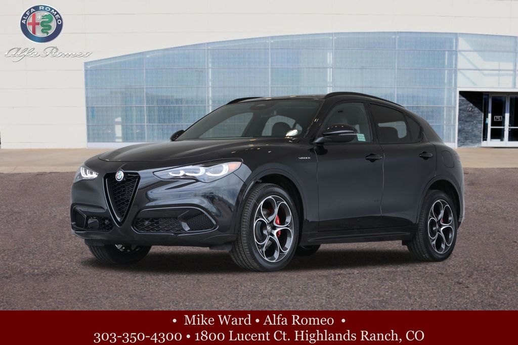 2025 Alfa Romeo Stelvio