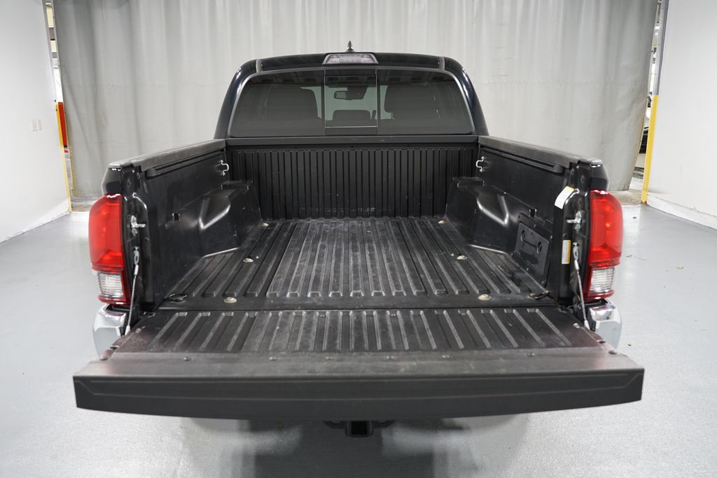 Thumbnail: 2022 Toyota Tacoma - 31