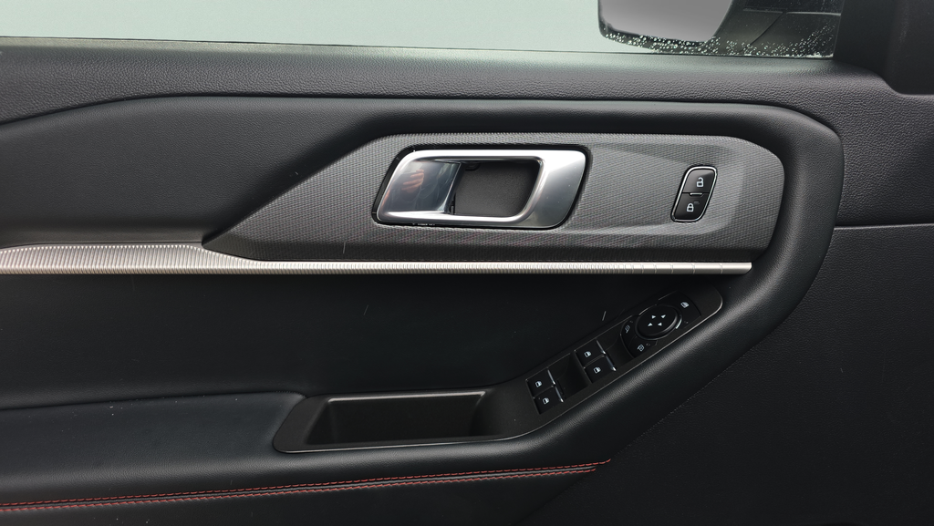 Certified Used 2025 White Ford ST-Line image 16